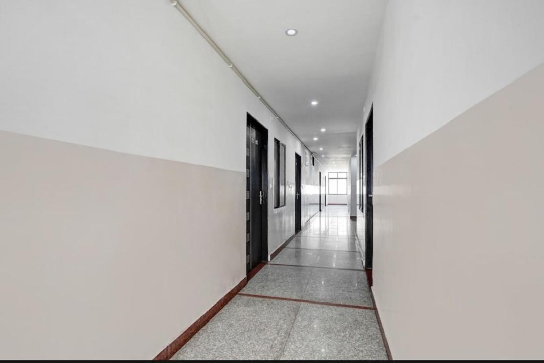 Hotel Sky Heights Jaipur Buitenkant foto