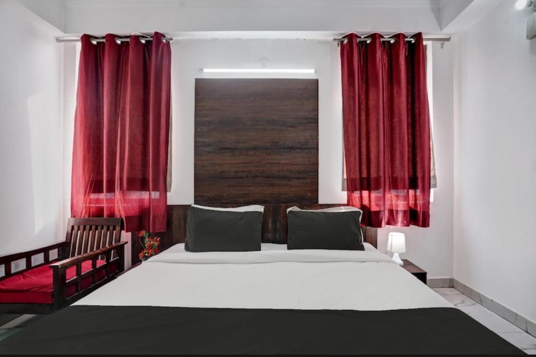 Hotel Sky Heights Jaipur Buitenkant foto