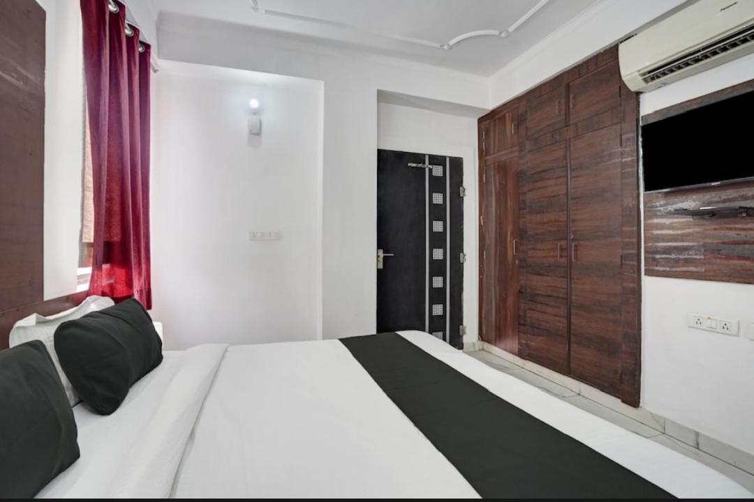 Hotel Sky Heights Jaipur Buitenkant foto