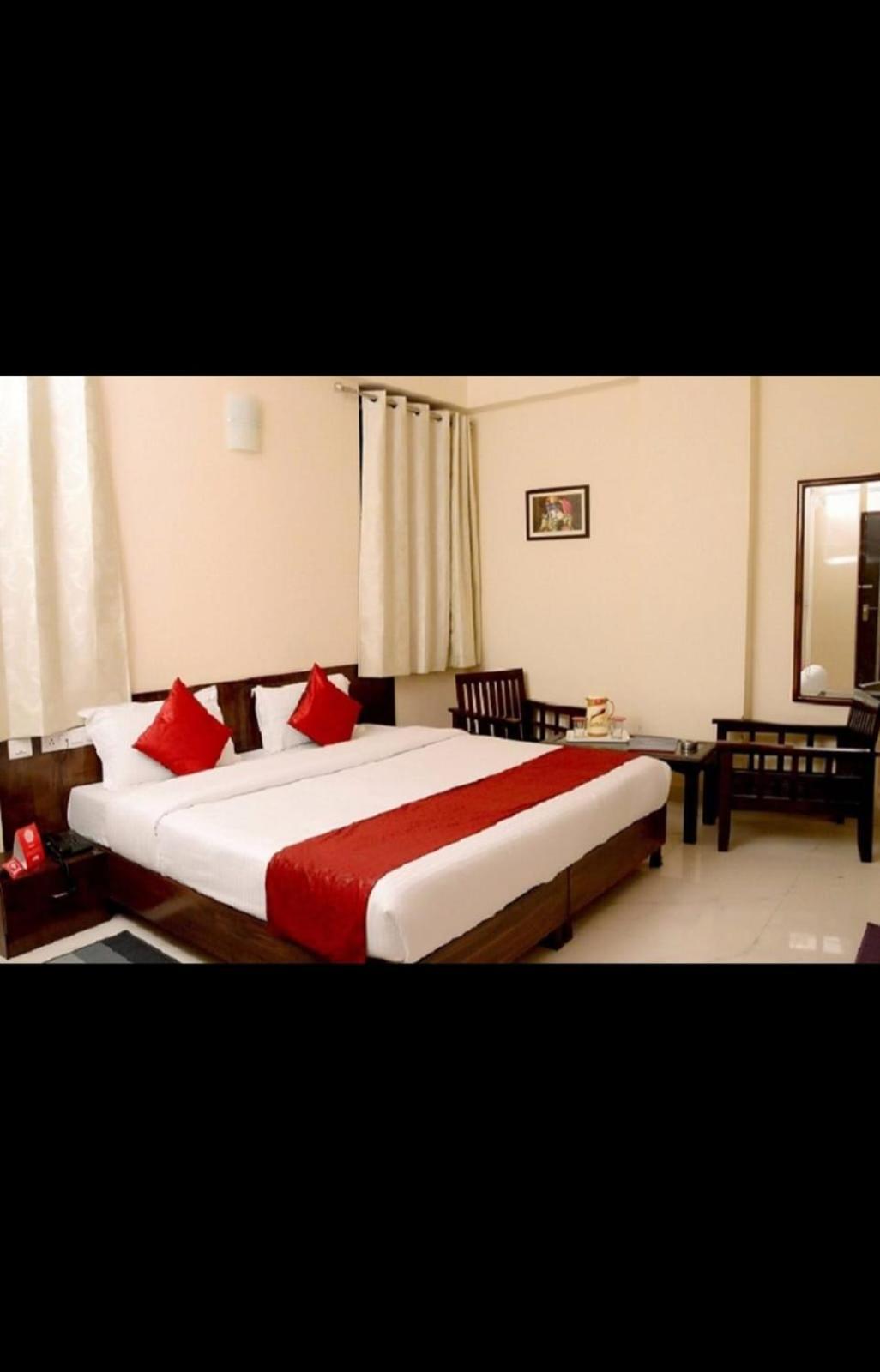 Hotel Sky Heights Jaipur Buitenkant foto