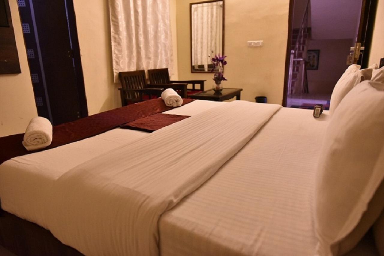 Hotel Sky Heights Jaipur Buitenkant foto