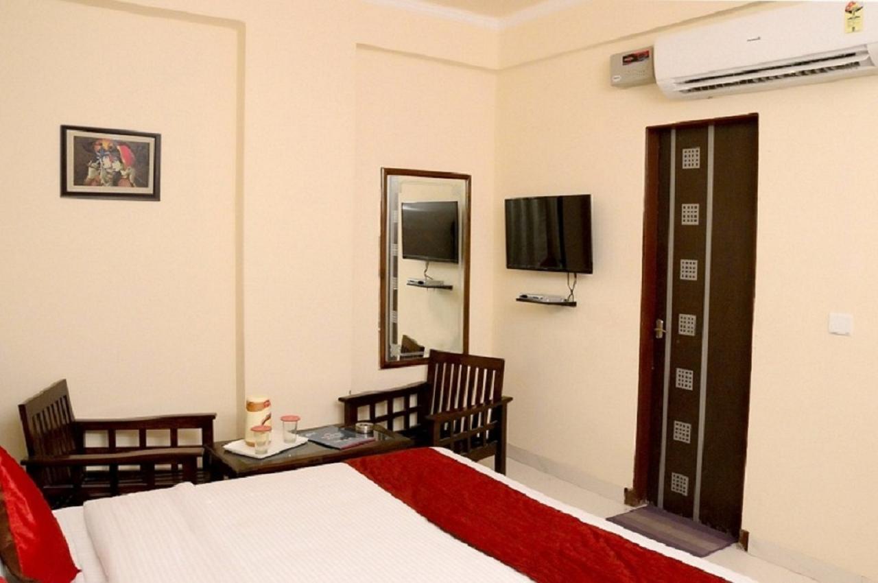 Hotel Sky Heights Jaipur Buitenkant foto