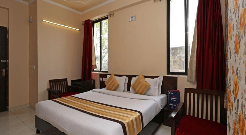 Hotel Sky Heights Jaipur Buitenkant foto