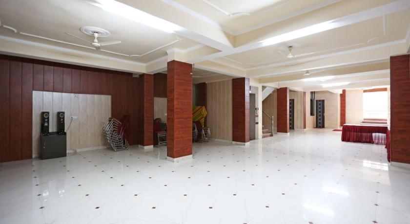 Hotel Sky Heights Jaipur Buitenkant foto